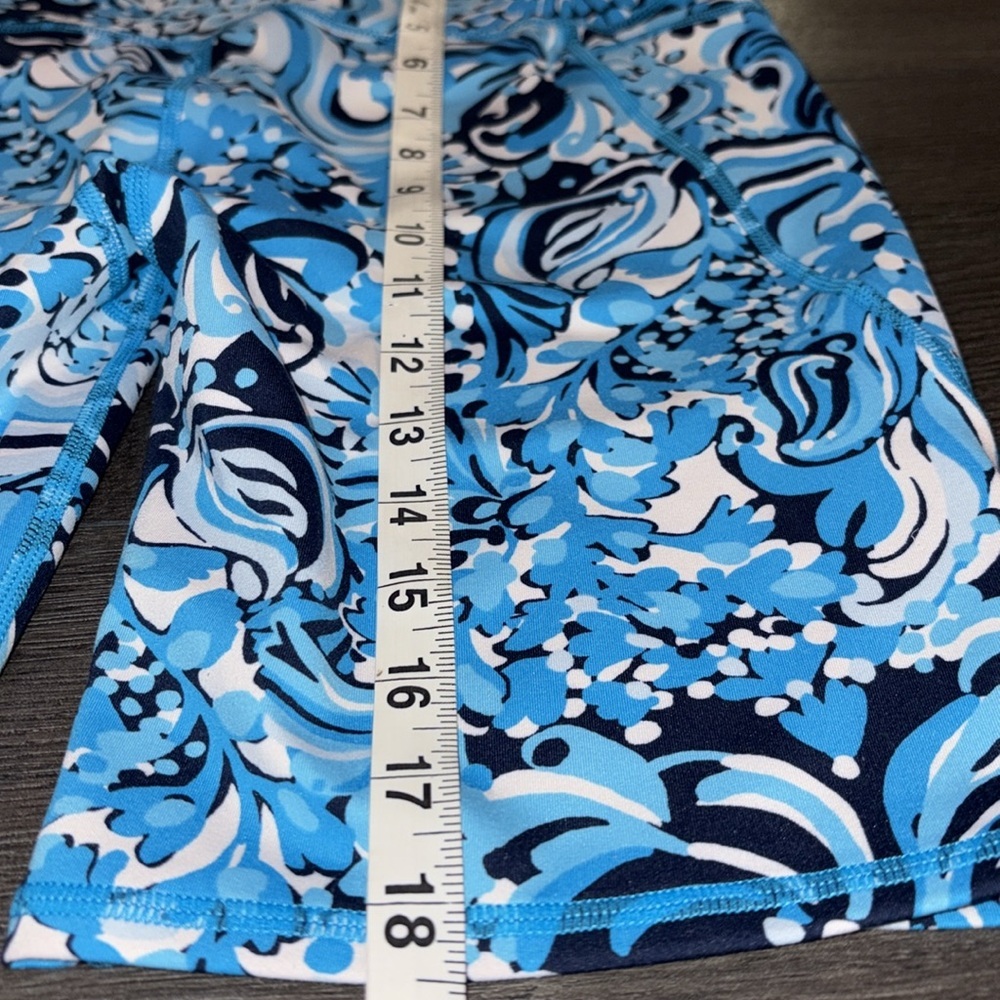 Lilly Pulitzer NEW South Beach High Rise Short Size Small Resort White Mermazing - Picture 11 of 14